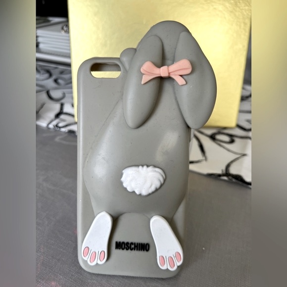 Moschino IPhone 6 case Send Offer - Picture 8 of 8